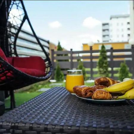 Cozy Special Pallady Apartament With Garden & Courtyard บูคาเรสต์ ภายนอก รูปภาพ