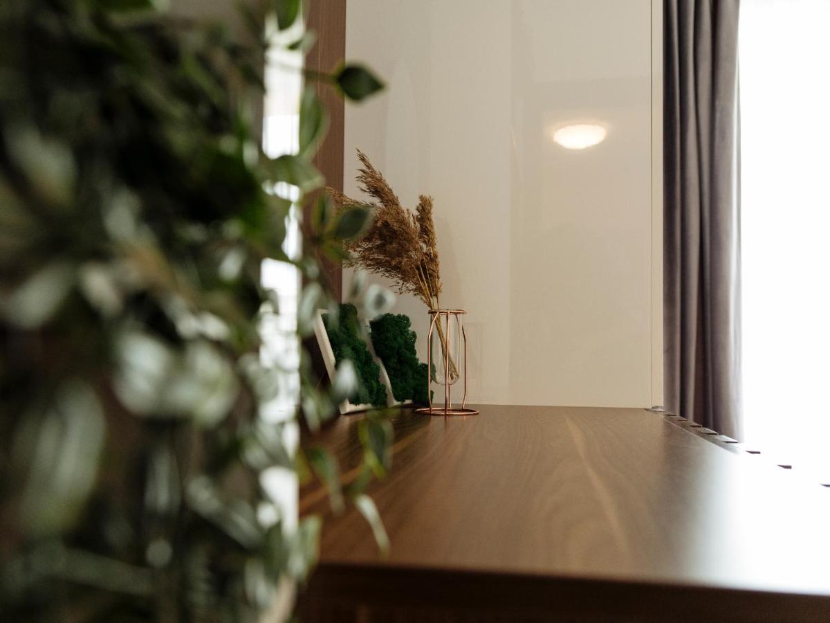 Cozy Special Pallady Apartament With Garden & Courtyard บูคาเรสต์ ภายนอก รูปภาพ