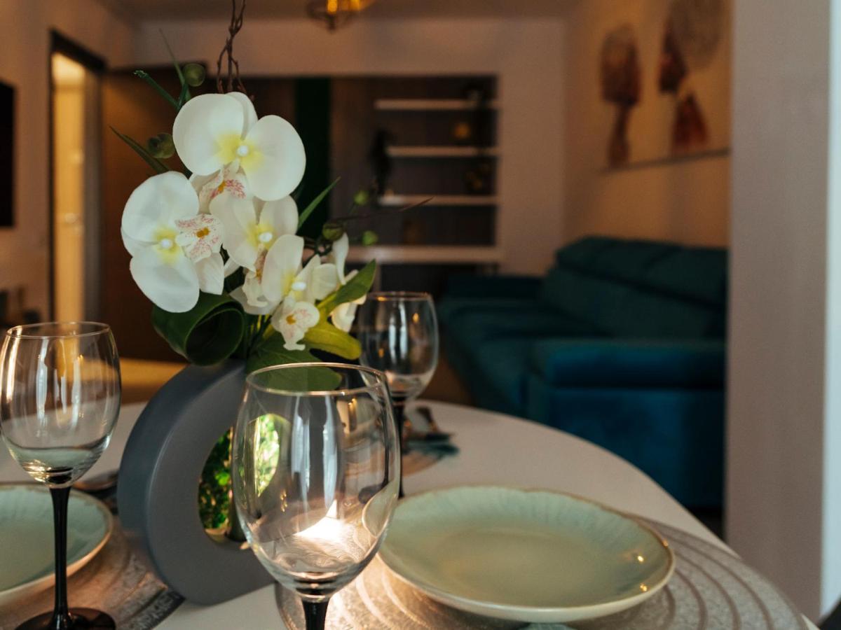 Cozy Special Pallady Apartament With Garden & Courtyard บูคาเรสต์ ภายนอก รูปภาพ