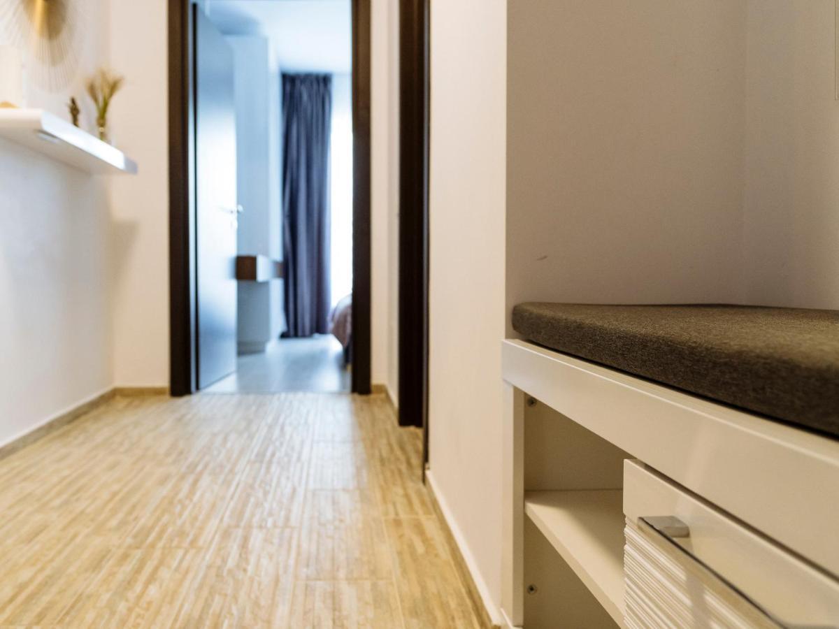 Cozy Special Pallady Apartament With Garden & Courtyard บูคาเรสต์ ภายนอก รูปภาพ