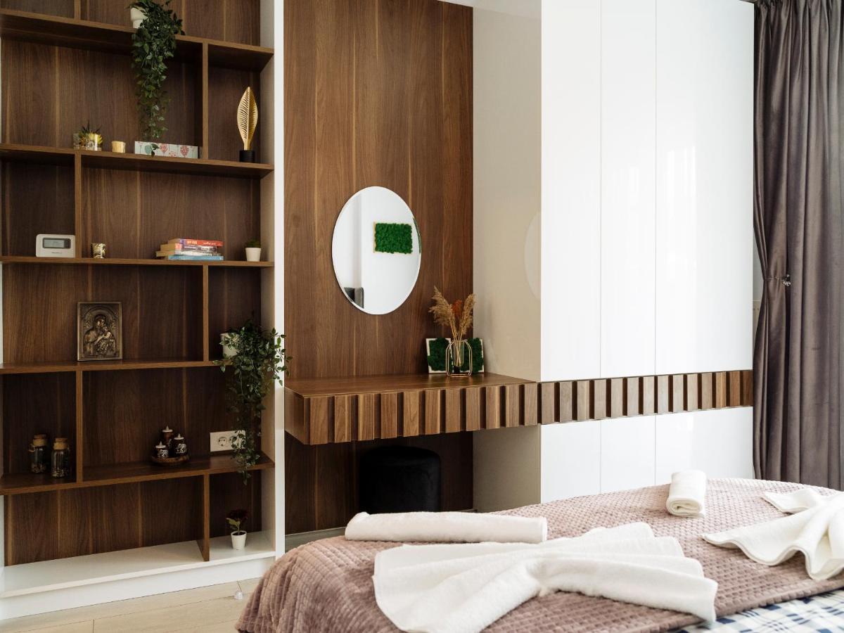 Cozy Special Pallady Apartament With Garden & Courtyard บูคาเรสต์ ภายนอก รูปภาพ